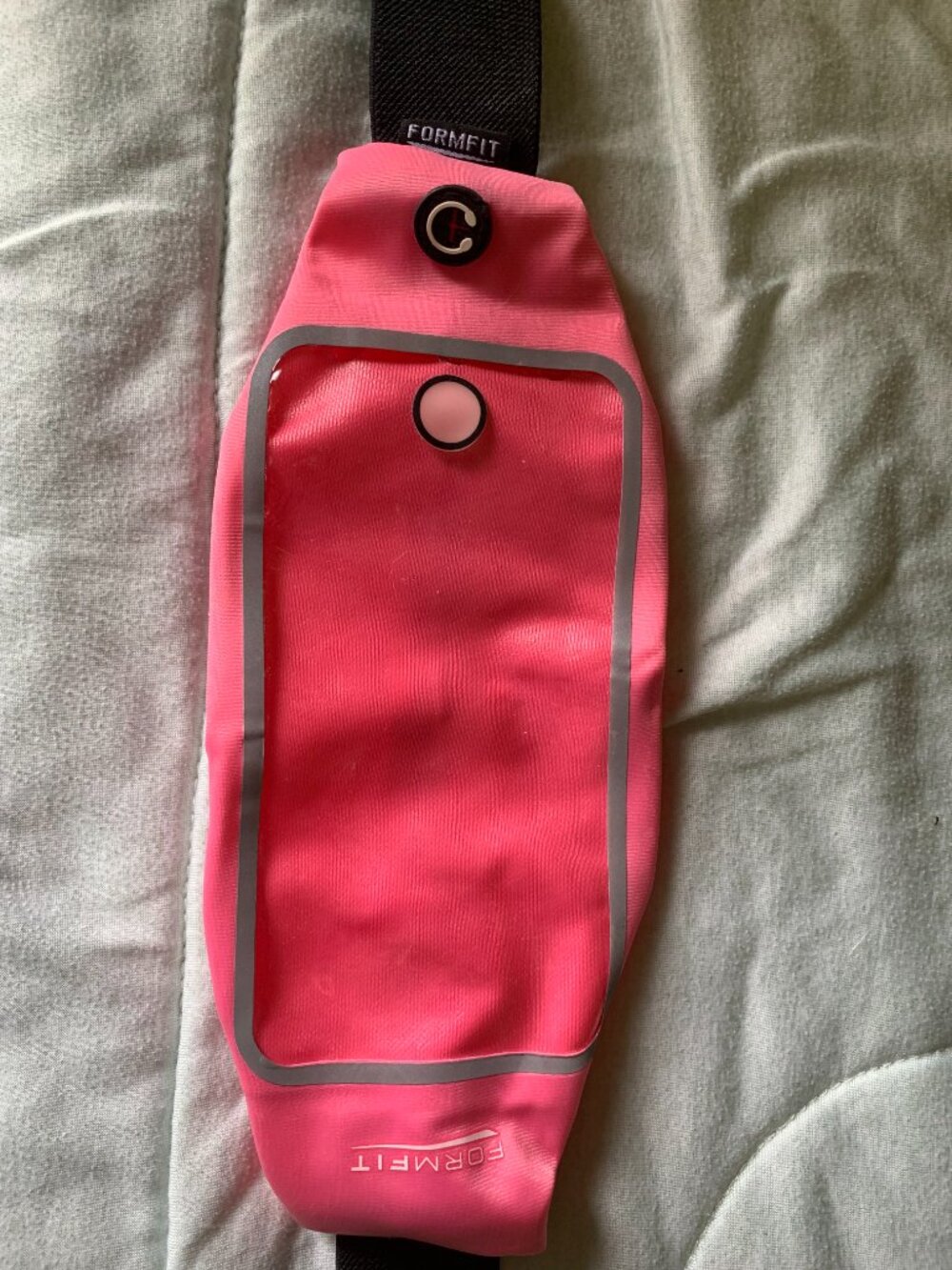 FormFit Pink Running/Waist Pack - Adjustable - Zipper Pocket